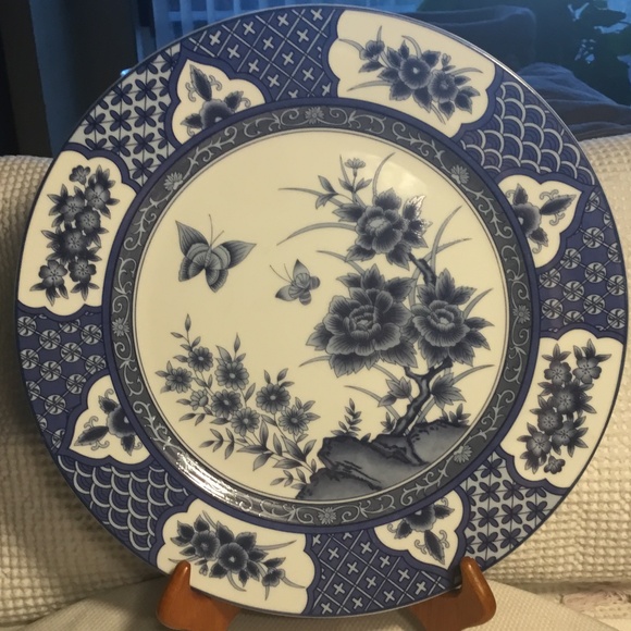 VINTAGE Imari Blossom Pattern Blue Theme Dinner Plate 10.75” - Picture 3 of 8